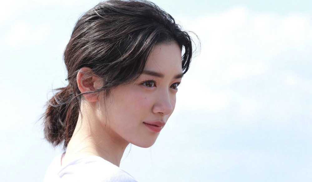 气质女星永野芽郁清纯迷人写真[3]