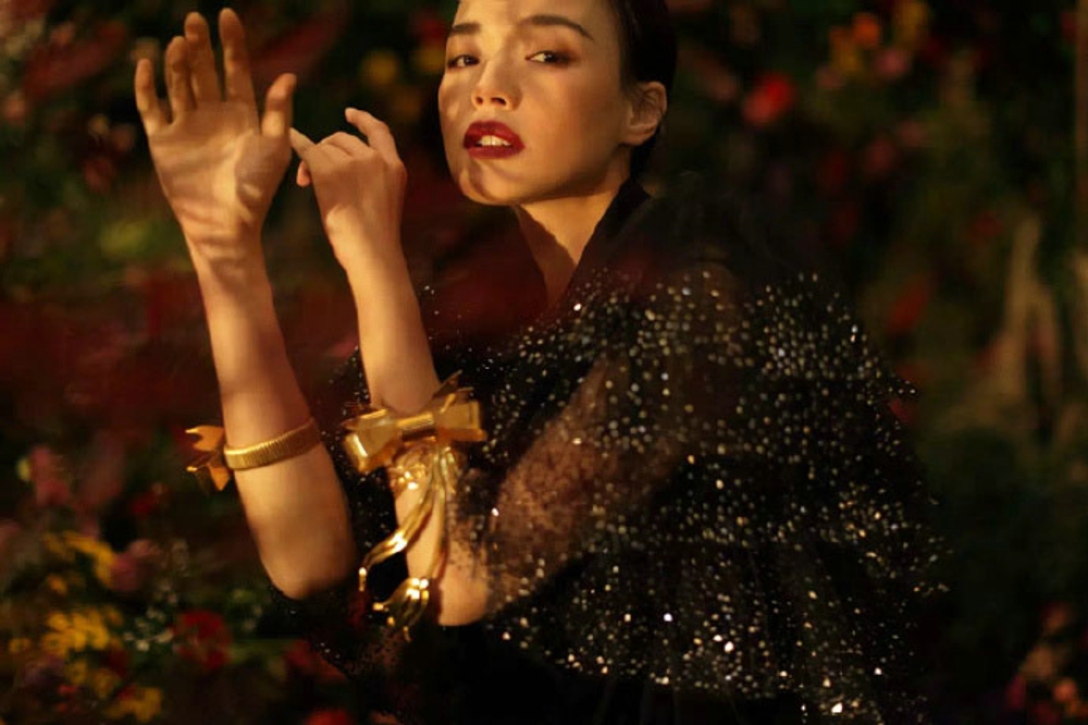 舒淇唯美光影性感时尚写真图片[9]