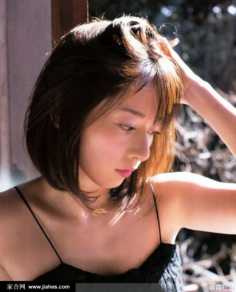 桥本奈奈未迷离诱人气质写真图片[5]