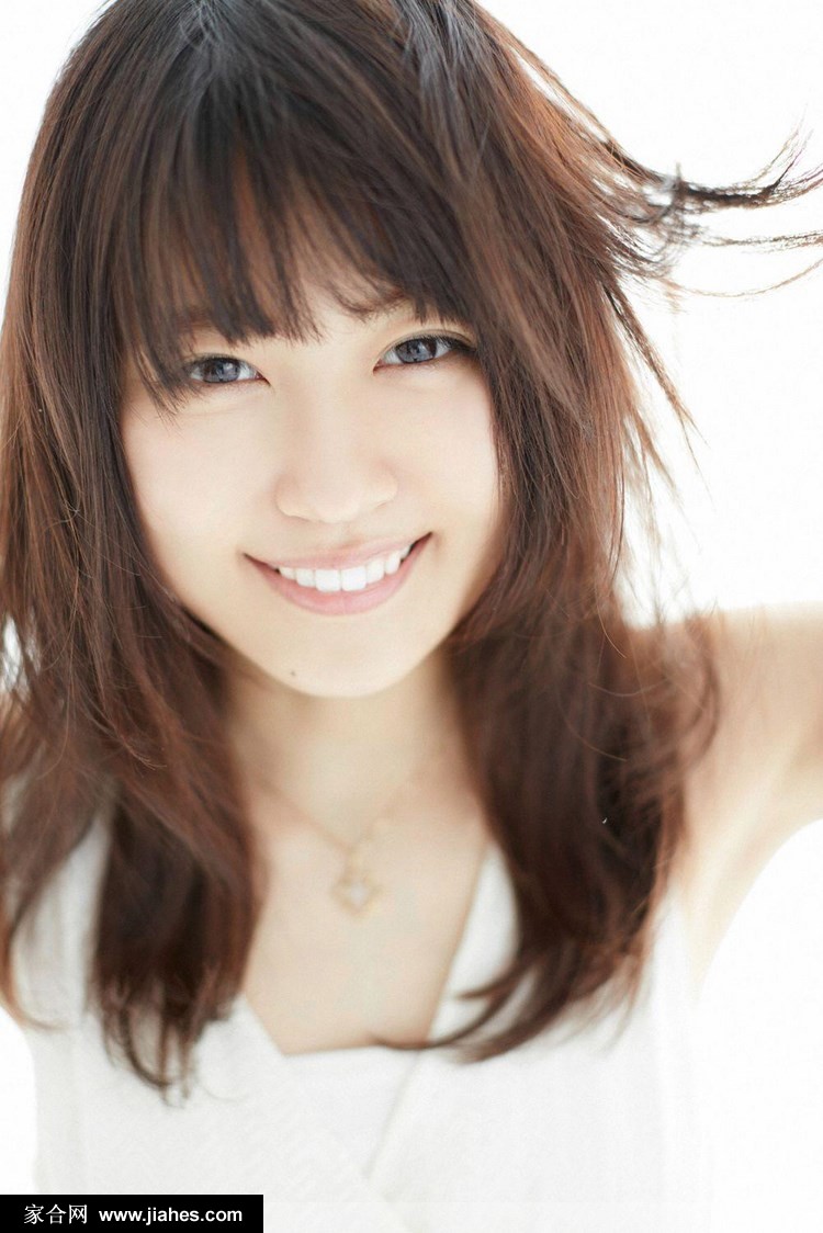 日本美女有村架纯长相清纯笑容甜美写真图片[2]