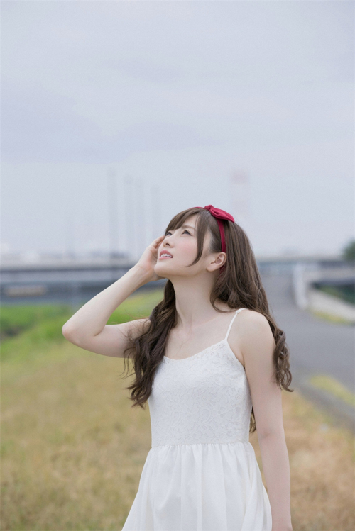 白石麻衣吊带超短裙清纯美女写真[2]
